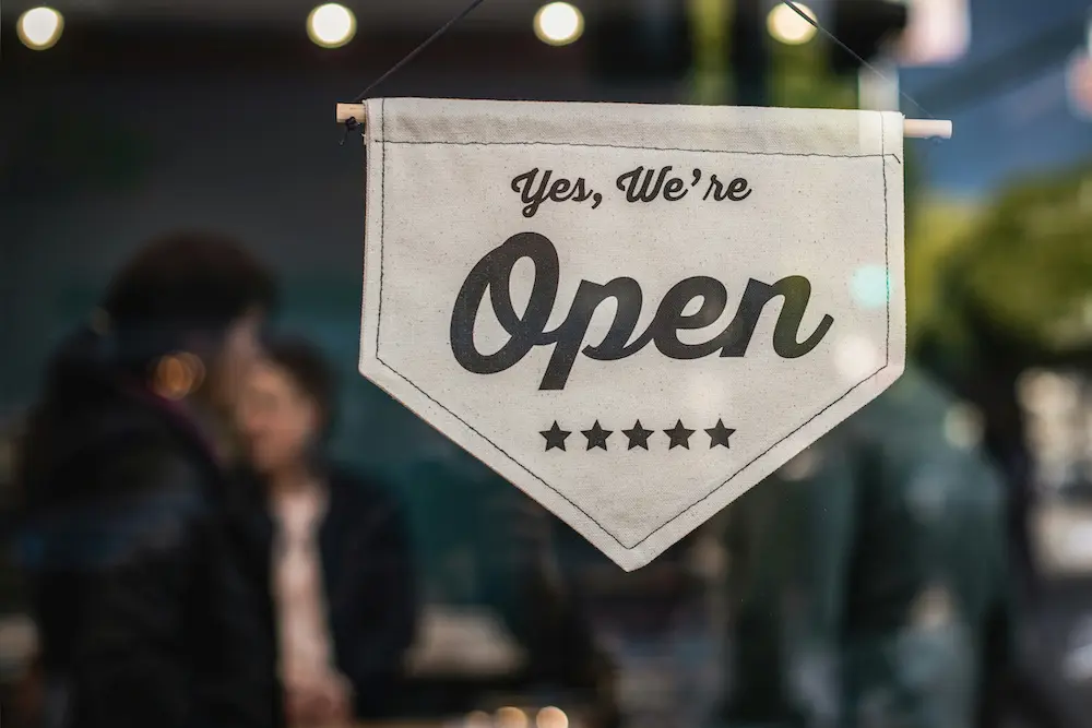 retail hours
