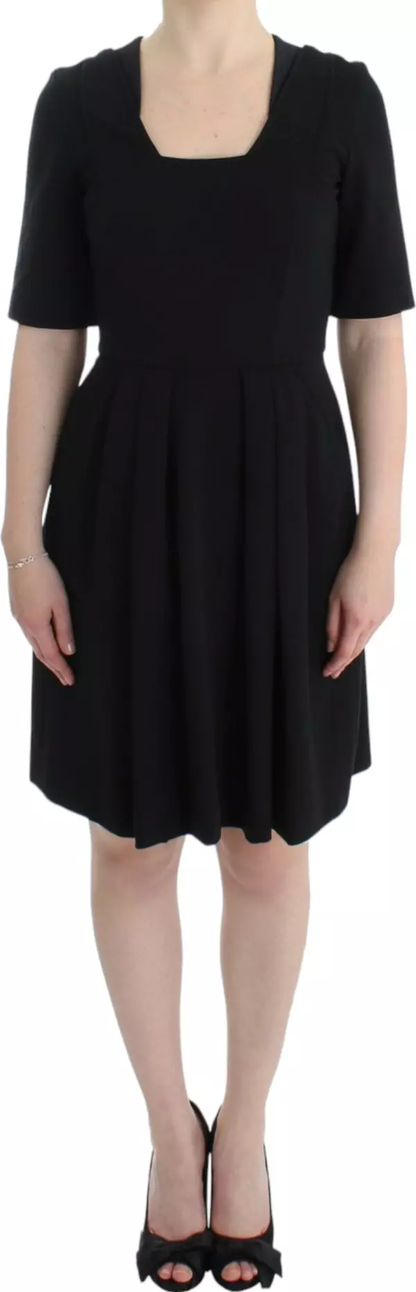 Black short sleeve venus dress