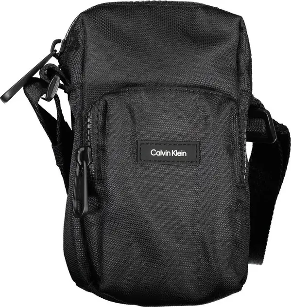 Elegant Black Shoulder Bag with Chic Detailing